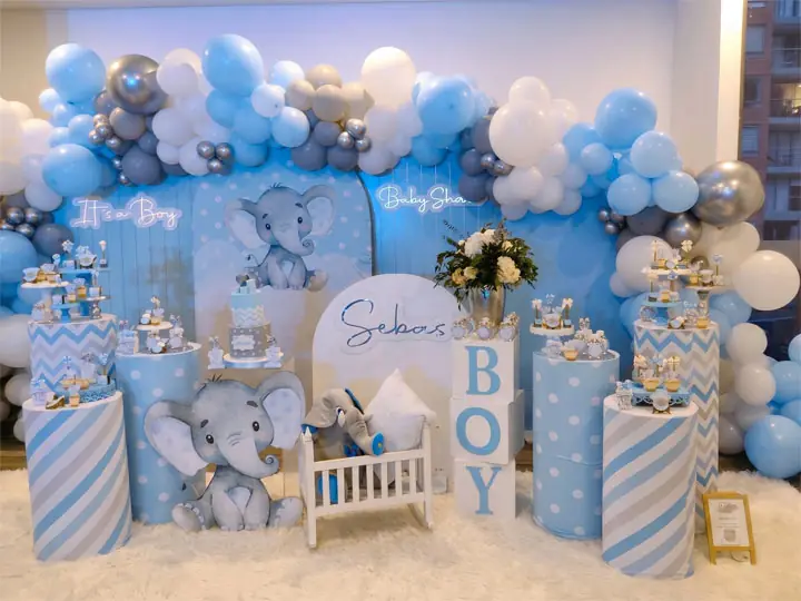 Decoración de baby shower niño con elefantes azules